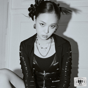 初中女生光溜溜
